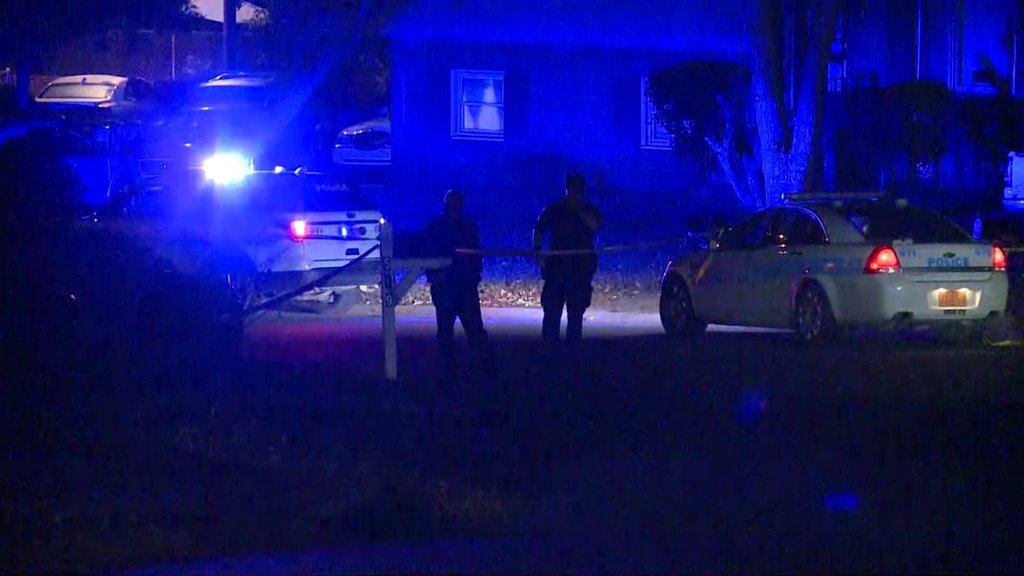 Man shot multiple times in southwest Charlotte neighborhood    