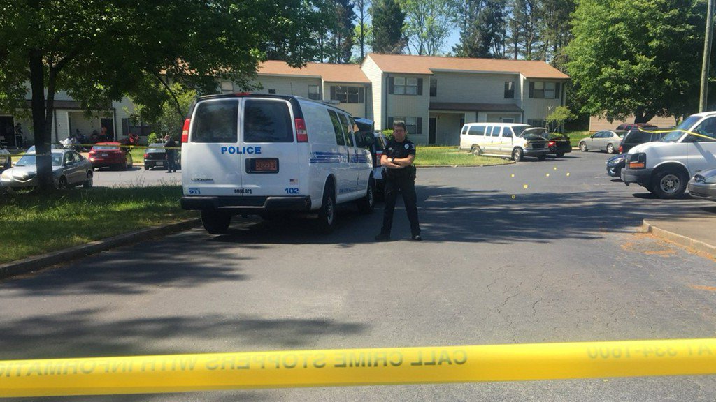 Homicide investigation underway in east Charlotte    