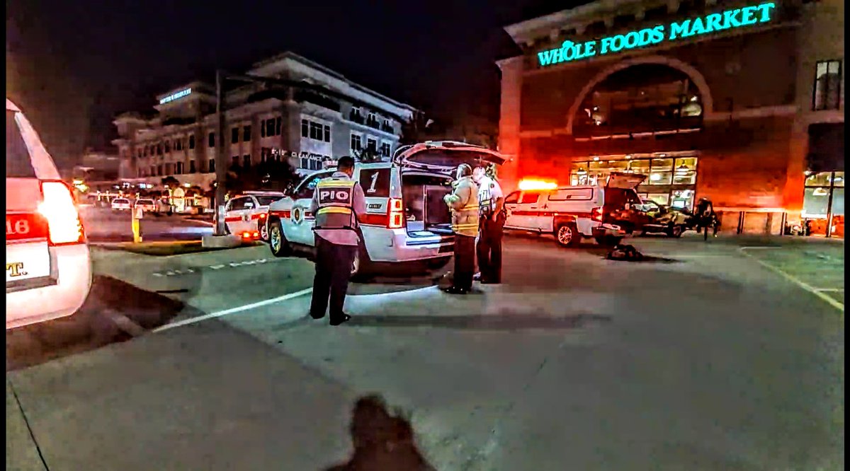 50+ @charlottefire Firefighters battled a 2nd Alarm fire at the Ashley Square at SouthPark Apartments. The fire started in a 2nd floor unit. No injuries to civilians or firefighters were reported