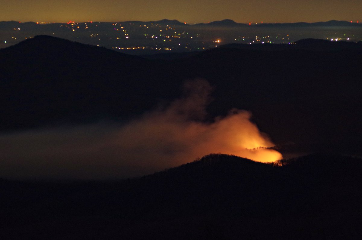 The wildfire in the Lost Cove Wilderness area near Grandfather Mountain continues to burn. No wind overnight so it is just creeping along. About 300 acres so far.  this pic from the Blue Ridge Parkway a couple hours ago.