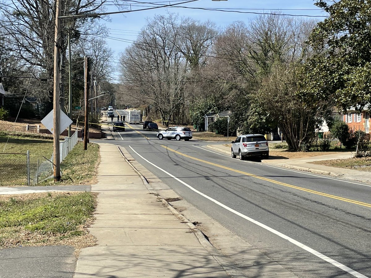 Is investigating a homicide that happened in the 1500 block of La Salle Street