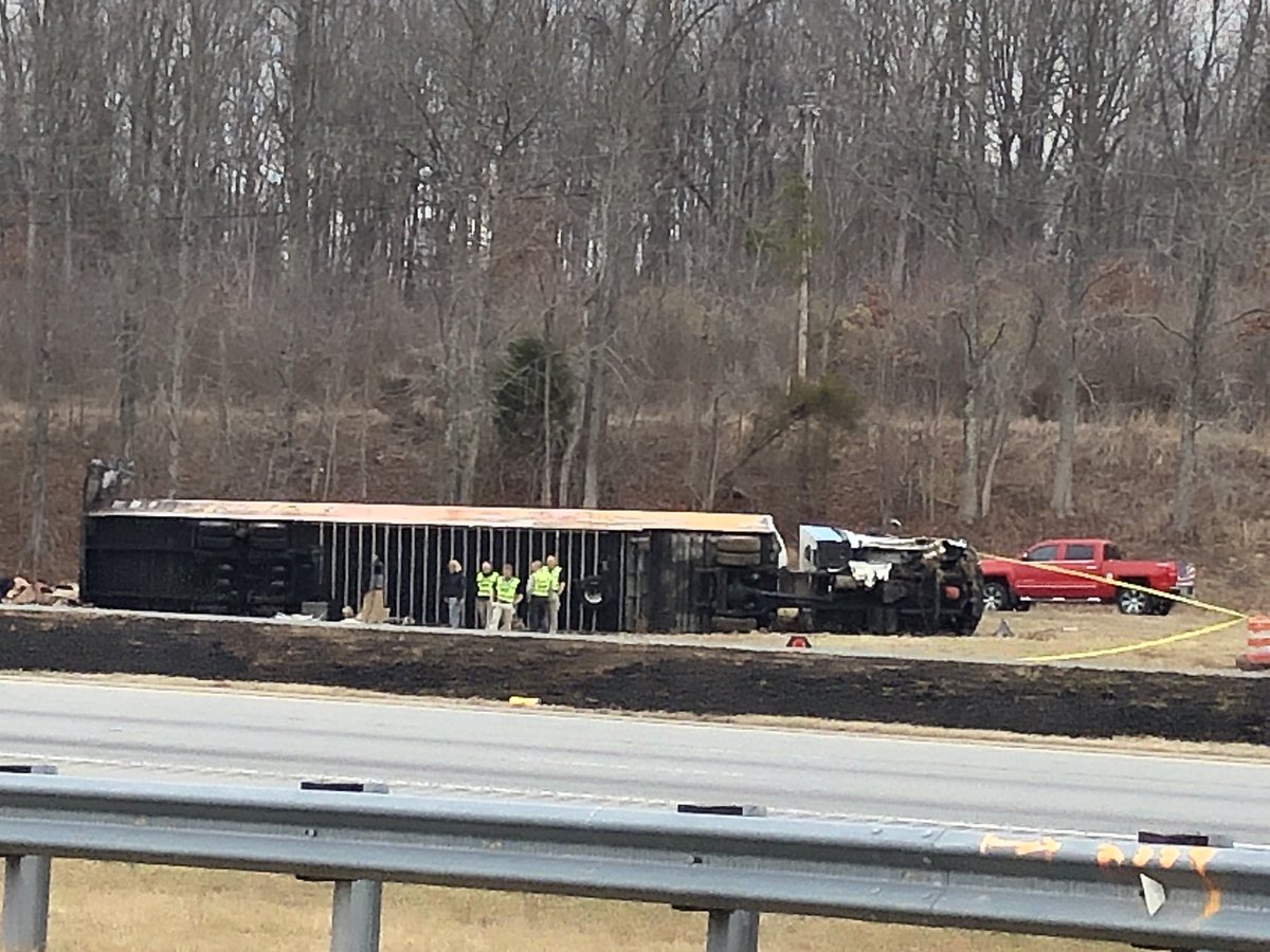 Starting to see some action at the scene of the crash. It looks like state troopers are getting a closer look at the damage.   highway patrol the FAA and National Transportation Safety Board are all involved in the investigation