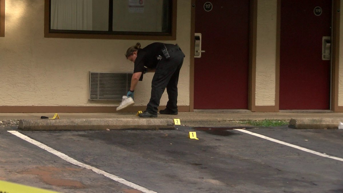 The Durham Police is investigating a shooting in the back parking lot of the Red Roof Inn on Hwy 55. Police say a man was shot and taken to the hospital with non-life threatening injuries. No word on a suspect or what led to to the shooting