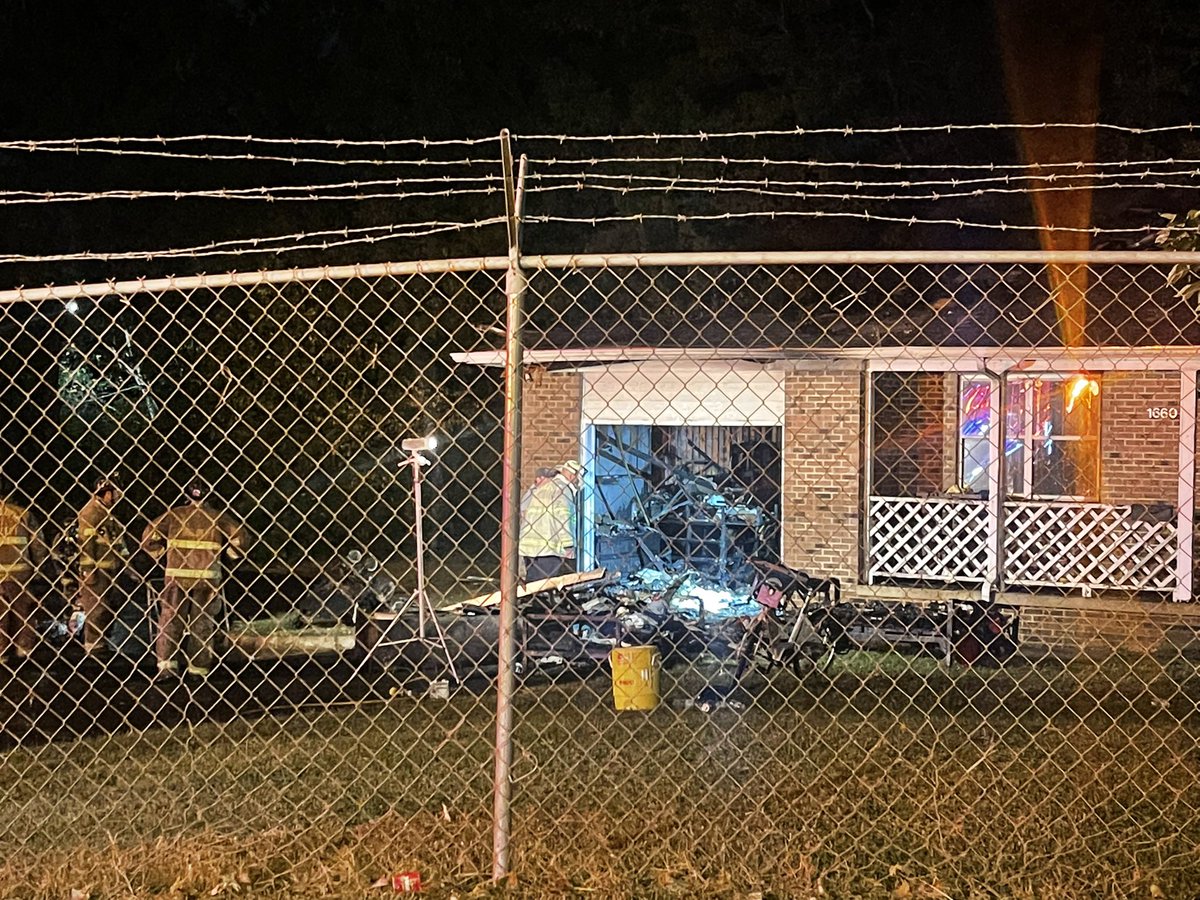 Charlotte Fire is responding to a structure fire at a single-story home in North Charlotte. this home is on the property of Carolina Assisted Living and is vacant. No injuries were reported. We're on the scene with live coverage