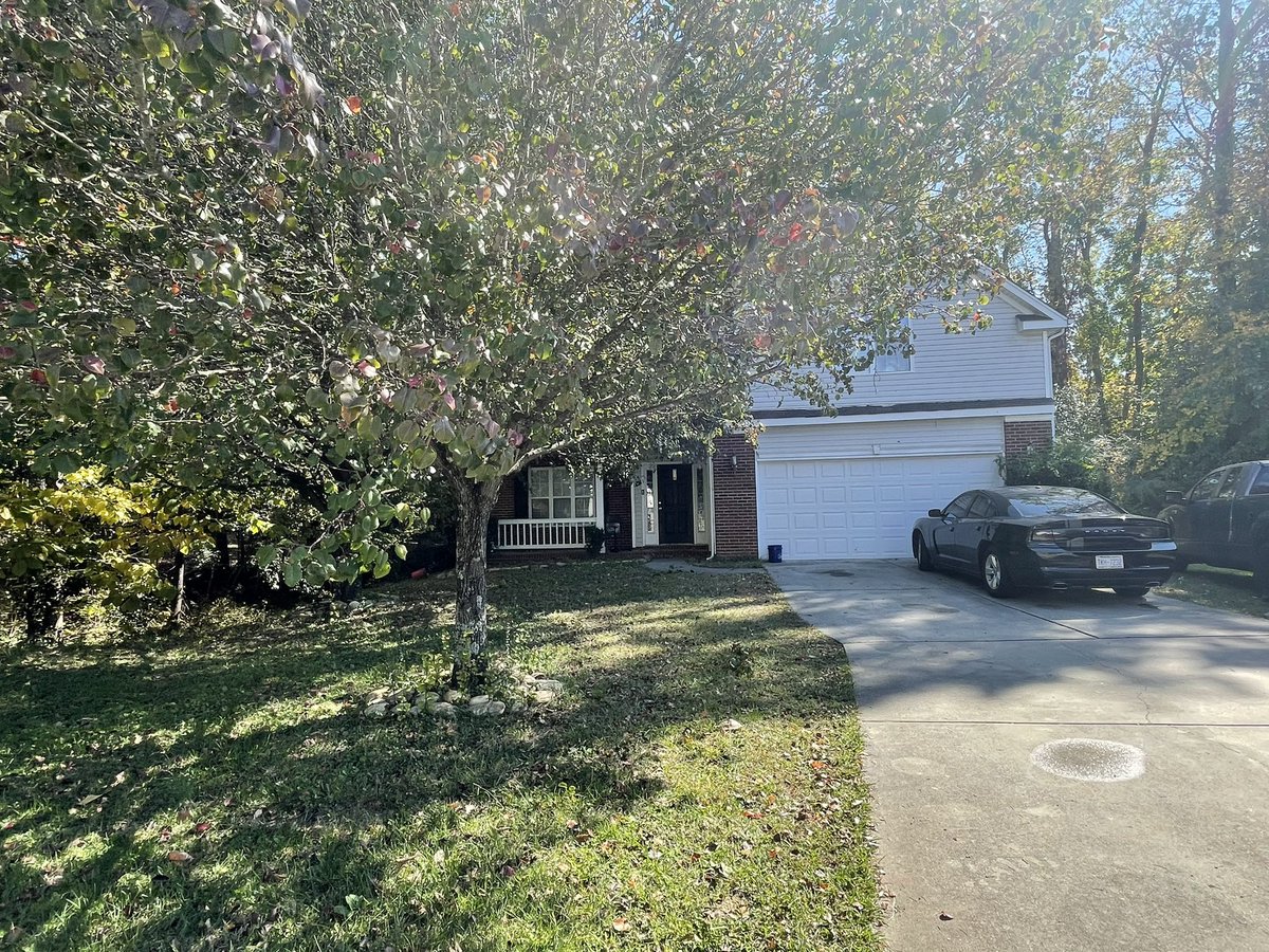 CMPD is investigating a shooting into this home in Northwest Charlotte that happened just before 1:30 this morning. Thankfully the five people living inside weren't hurt.   counted nearly 20 bullet holes on the house and some on multiple of their cars.