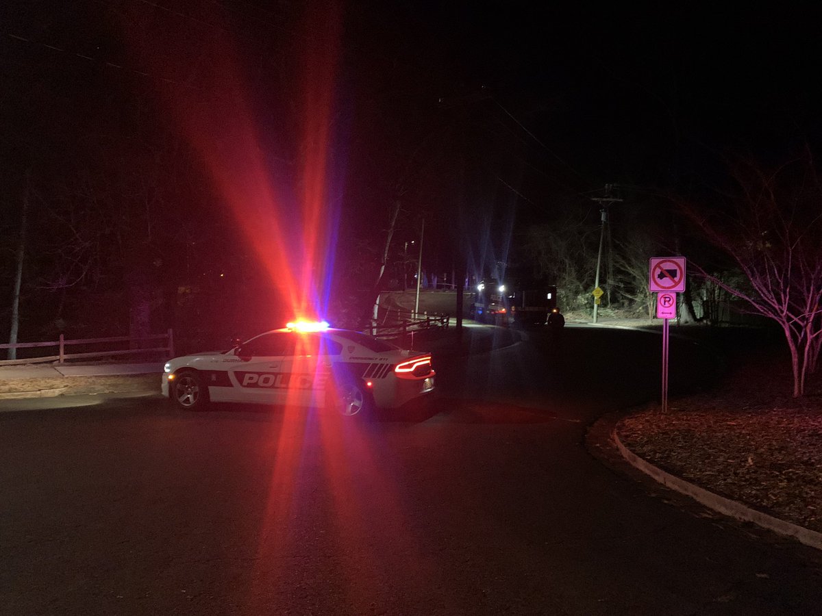 Shooting near Duke Park in Durham @TheDurhamPolice confirms a woman was shot around 2 a.m. and has life-threatening injuries.