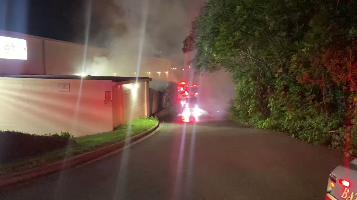 Crews on scene of a commercial building fire of the 900 BLK of Silas Creek Parkway. No injuries reported