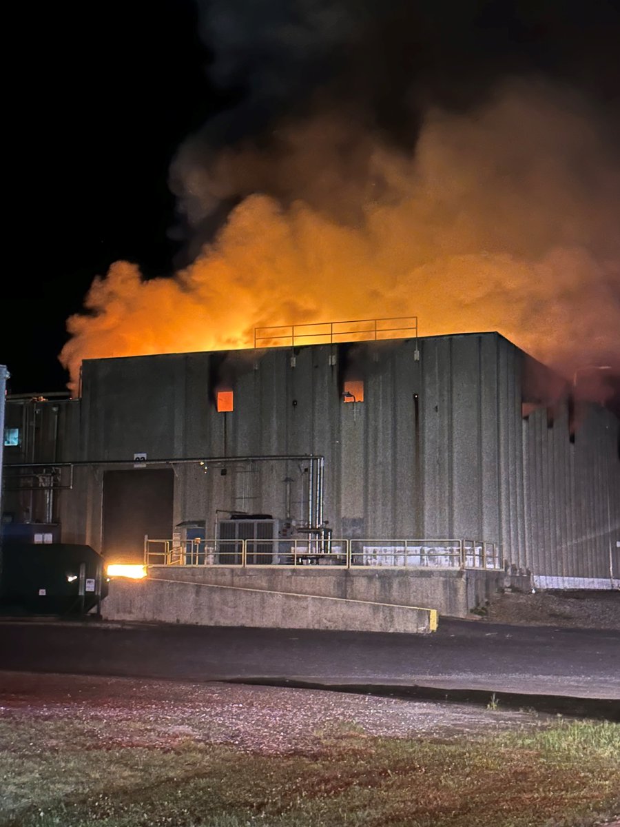 Multiple agencies working a 3-alarm blaze this morning at the Livent plant in Bessemer City. There are no reported injuries and no evacuation orders at this time. Residents should avoid the area. Hwy 161 is closed between JE Herndon Access Road and 14th St.