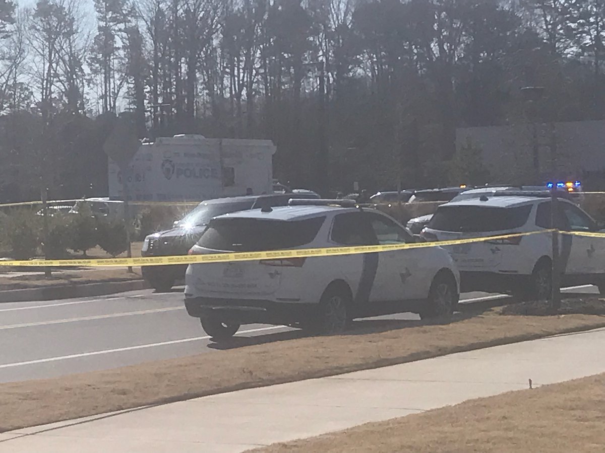 Woman found fatally shot in parking lot of NE Charlotte community resource center