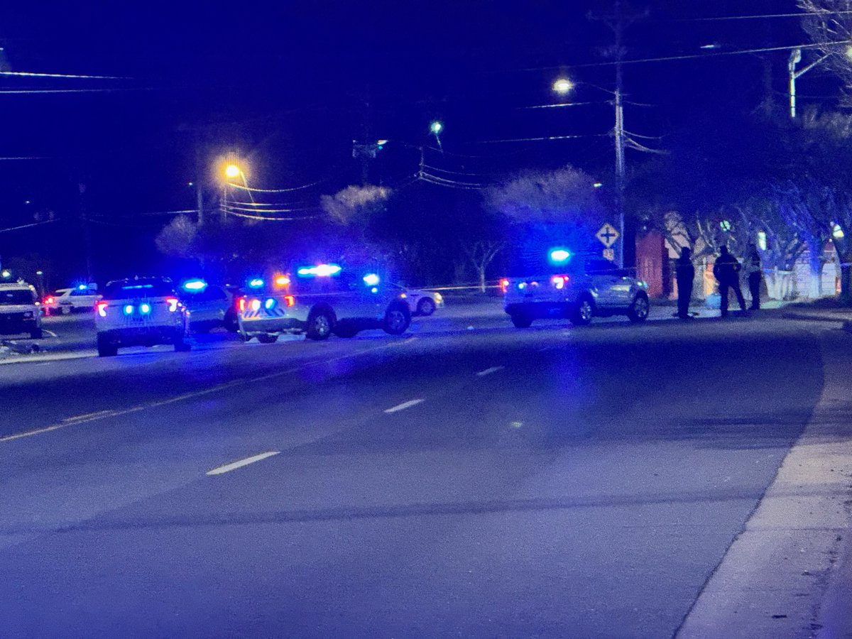 Pedestrian fatally struck in southeast Charlotte, Medic says