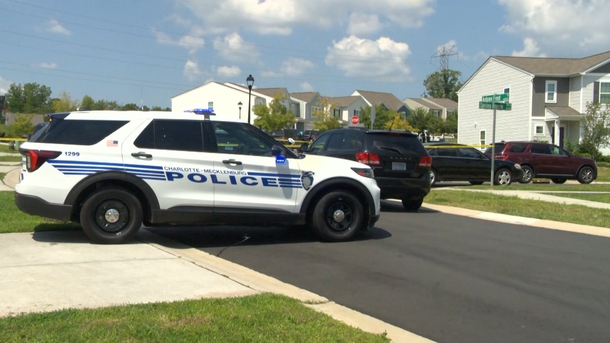 Suspect critically injured after shootout with CMPD in northeast Charlotte, Chief Estella Patterson says